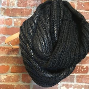 Massimo Black Coated Infiniti Scarf